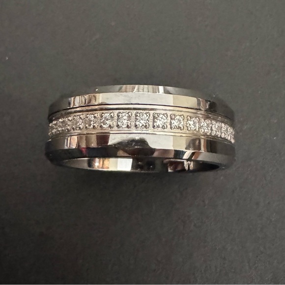 Blackjack Men’s Tungsten Eternity Ring - Picture 6 of 8